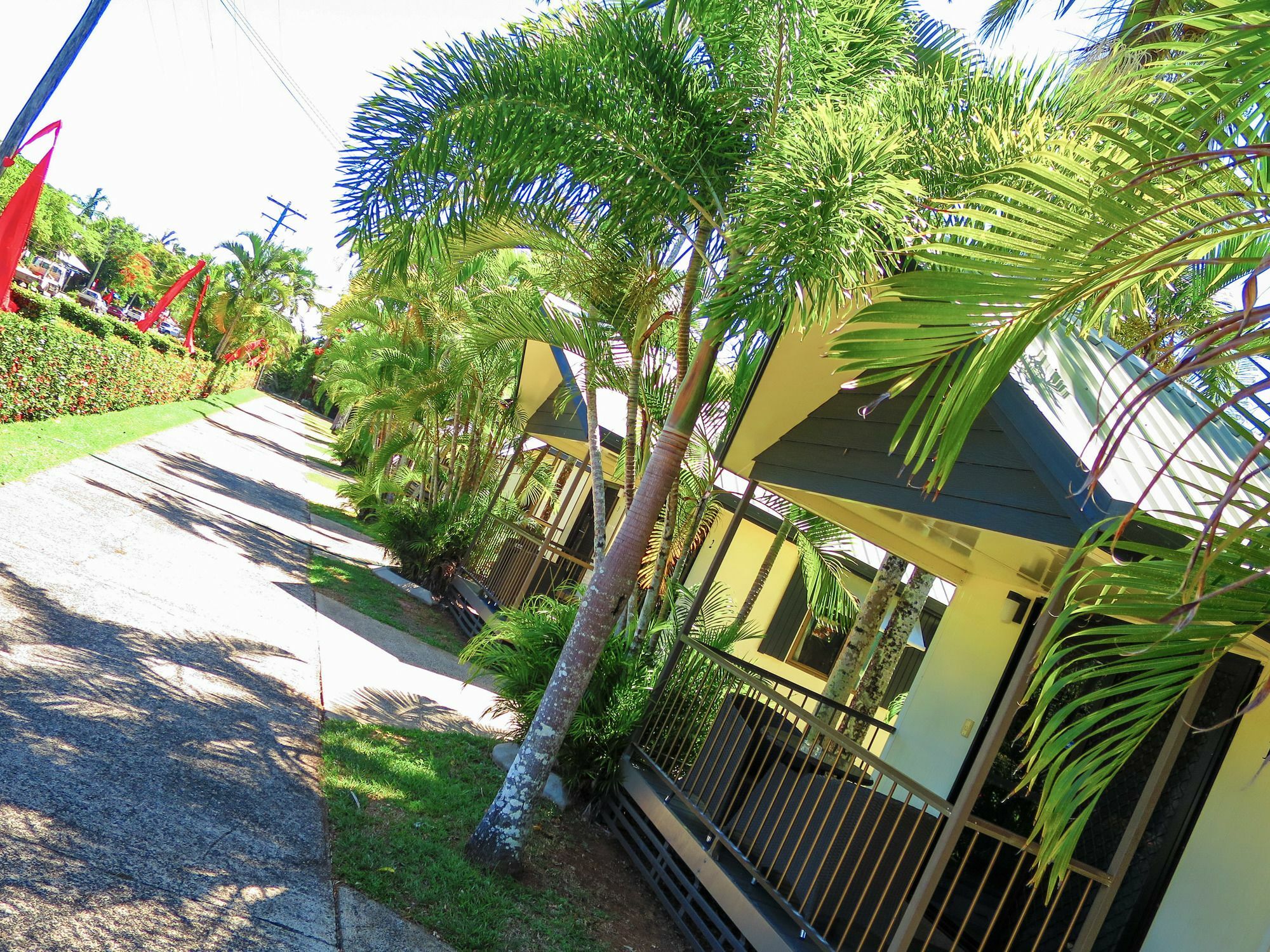 Mission Beach Hideaway Holiday Village Exterior photo